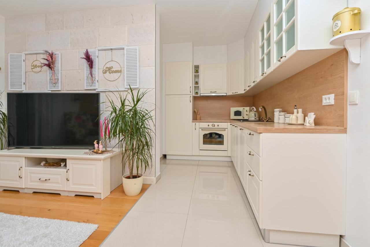 Apartment Daninovica II มาคาร์สกา ภายนอก รูปภาพ
